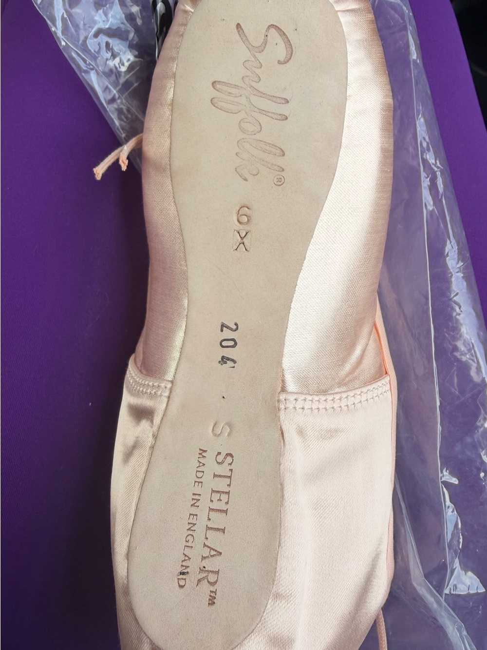 Suffolk Stellar pointe shoes size